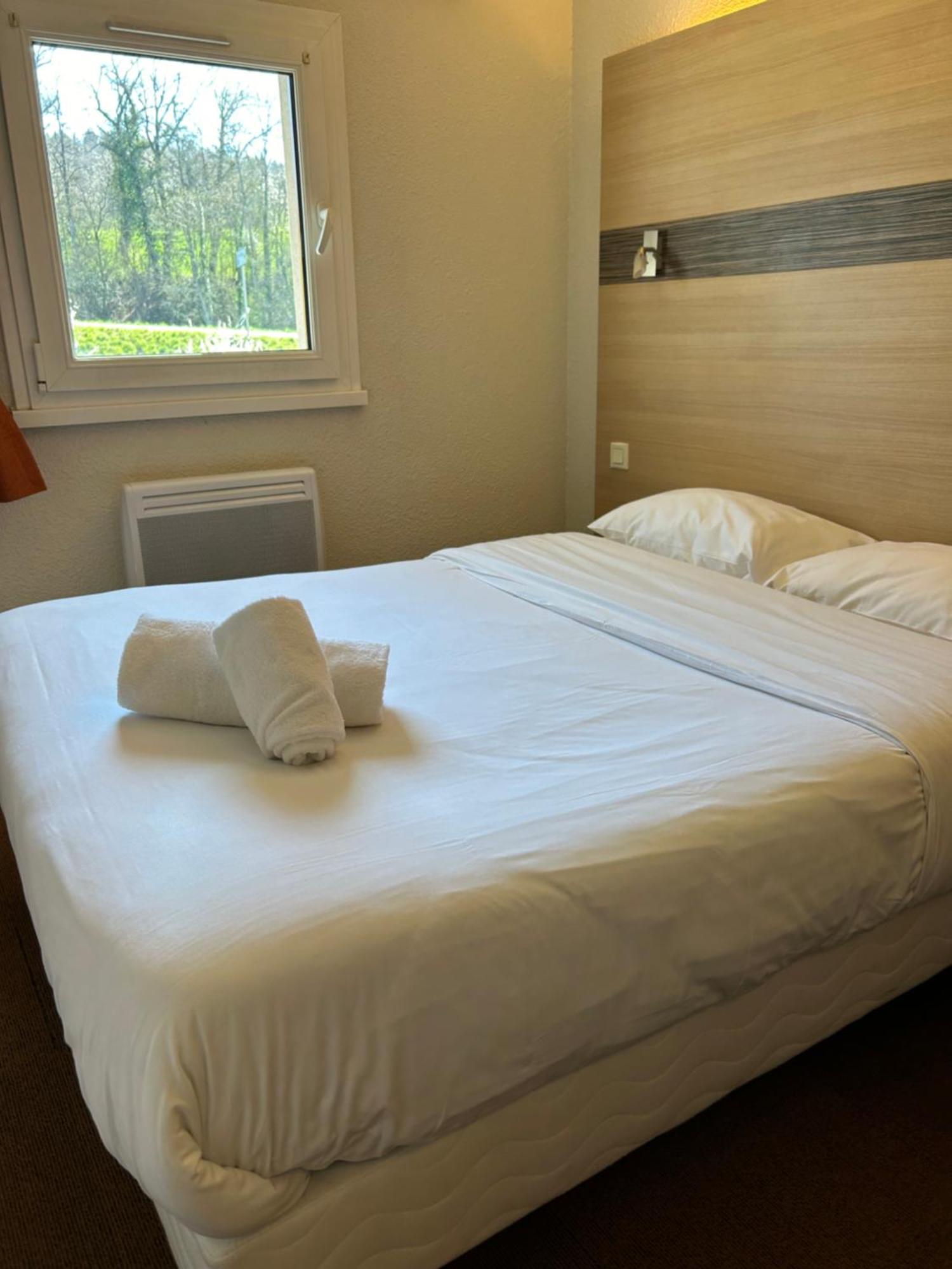 Beaujour & Bonsoir Hotel - Restaurant Villy-le-Pelloux Eksteriør billede